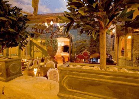 פונטיפריד The Blueberry Hotel מראה חיצוני תמונה