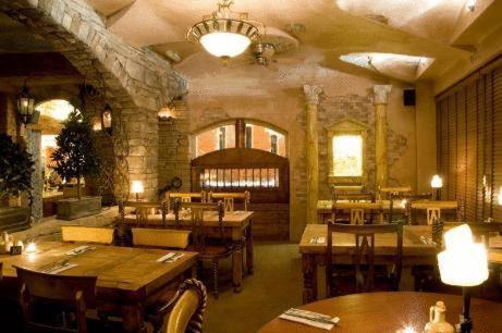 פונטיפריד The Blueberry Hotel מראה חיצוני תמונה