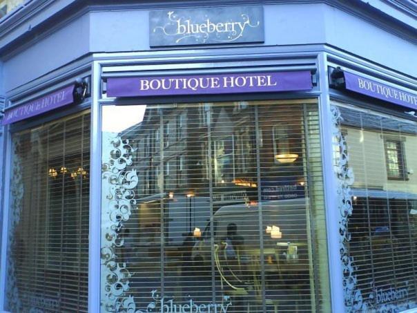 פונטיפריד The Blueberry Hotel מראה חיצוני תמונה